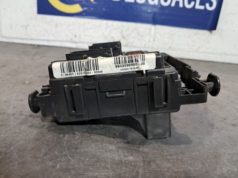 Recambio de centralita bcm para peugeot 206 berlina xn referencia OEM IAM BCMB2 9643498980 S118470002D