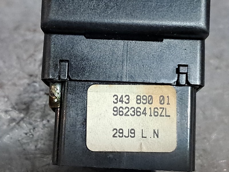 Recambio de mando luces para citroen saxo 1.5 d image referencia OEM IAM 96236416ZL 34389001 