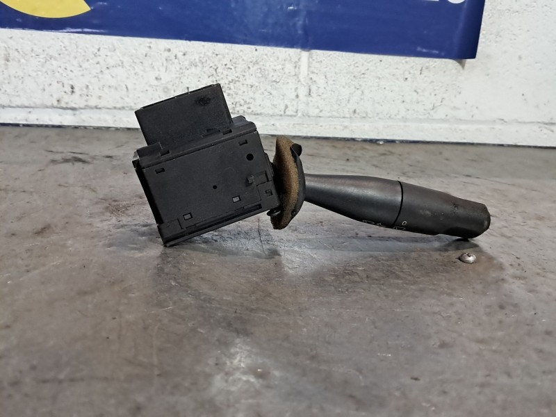 Recambio de mando limpia para citroen saxo 1.5 d image referencia OEM IAM 96049597ZL 61580003 