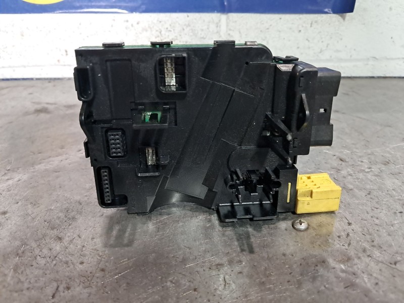 Recambio de centralita luces para volkswagen golf v berlina (1k1) gti referencia OEM IAM 1K0953549F  