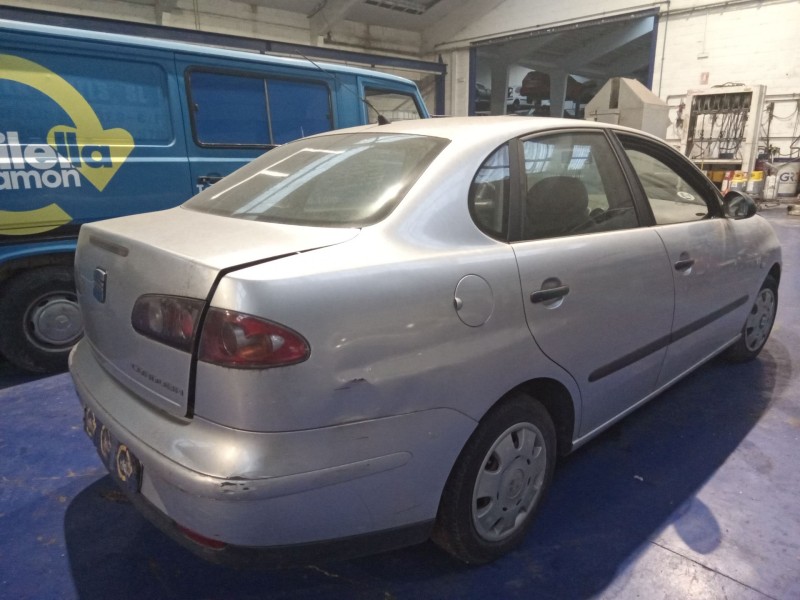 seat cordoba berlina (6l2) stella | 09.02 - 12.04 del año 2003