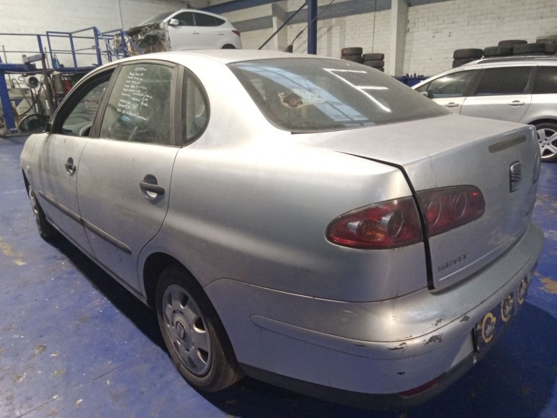 seat cordoba berlina (6l2) stella | 09.02 - 12.04 del año 2003