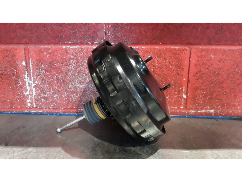 Recambio de servofreno para volkswagen caravelle corto 2.0 115 trendline referencia OEM IAM 7E0612101D 251877671501 