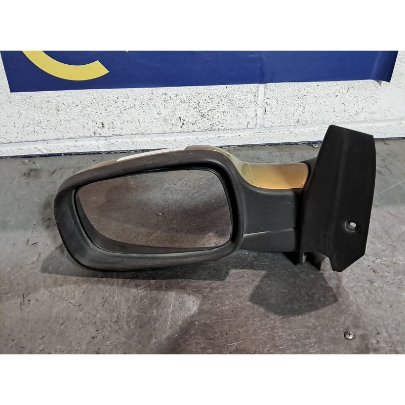 Recambio de retrovisor izquierdo para renault scenic ii 1.5 dci diesel | 0.03 - 0.09 1.5 dci diesel | 0.03 - 0.09 referencia OEM