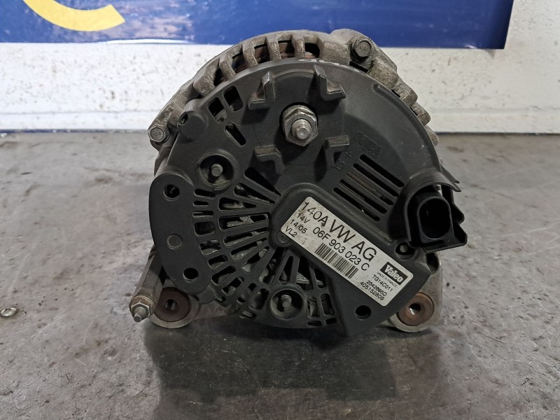 Recambio de alternador para volkswagen golf v berlina (1k1) gti referencia OEM IAM TG14C011  