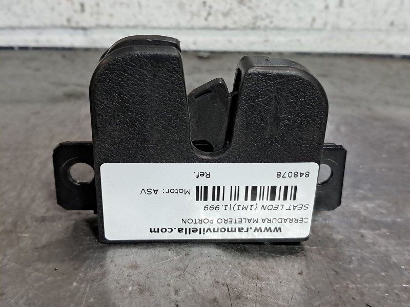 Recambio de cerradura maletero porton para seat leon (1m1) referencia OEM IAM 3B9827505C  