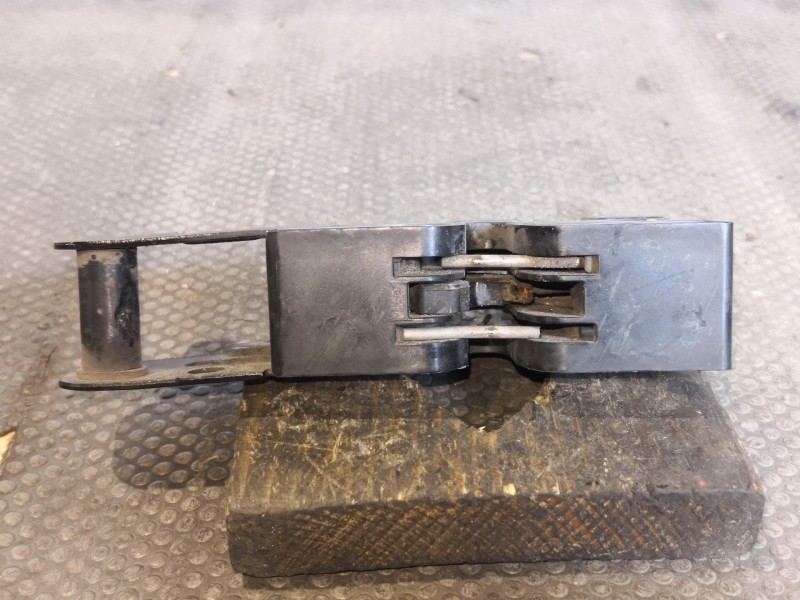 Recambio de cerradura capot para volkswagen golf v berlina (1k1) gti referencia OEM IAM 1K1823509E  