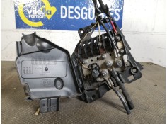 Recambio de caja reles fusibles para citroen c3 attraction referencia OEM IAM 9801148280  