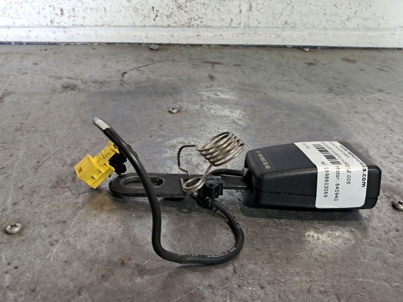 Recambio de enganche cinturon para mercedes clase b (w245) 180 cdi (245.207) referencia OEM IAM 1698603069 605657700A 