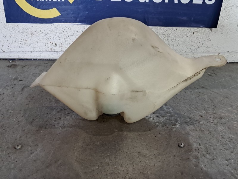 Recambio de deposito limpia para peugeot 205 205 gld 1.8 referencia OEM IAM   