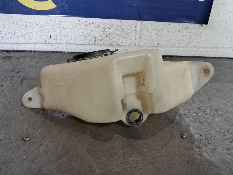 Recambio de deposito limpia para peugeot 205 205 gld 1.8 referencia OEM IAM   