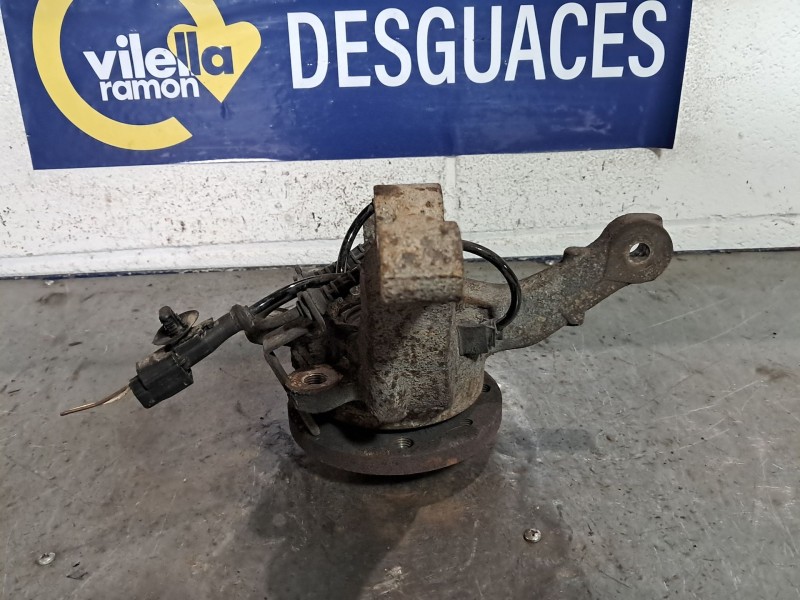 Recambio de mangueta delantera izquierda para dacia logan referencia OEM IAM   