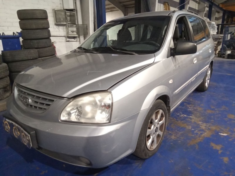 kia carens  | 0.03 - 0.06 del año 2004