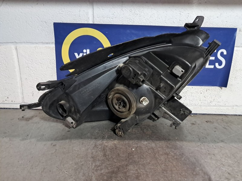 Recambio de faro izquierdo para citroen xsara picasso 2.0 hdi exclusive plus referencia OEM IAM   