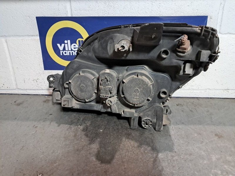 Recambio de faro derecho para renault megane scenic alize 1.9dti referencia OEM IAM    Recambio de faro derecho para renault megane scenic alize 1.9dti referencia OEM IAM