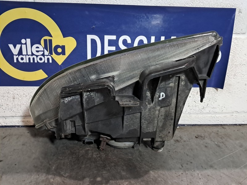 Recambio de faro derecho para citroen saxo 1.5 d image referencia OEM IAM   