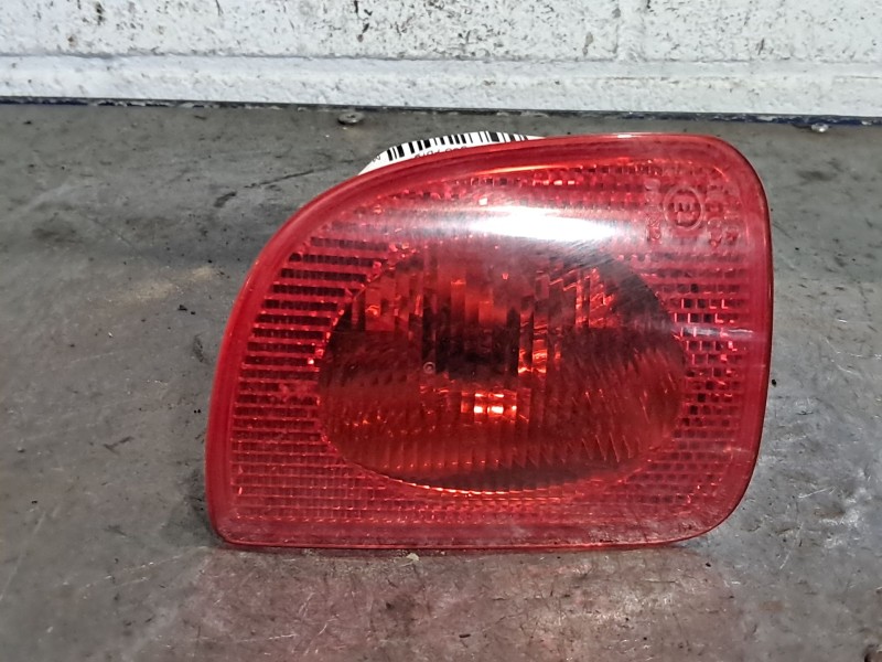 Recambio de faro antiniebla izquierdo para renault kangoo furgon confort 1.5dci 85 referencia OEM IAM 8200419906  