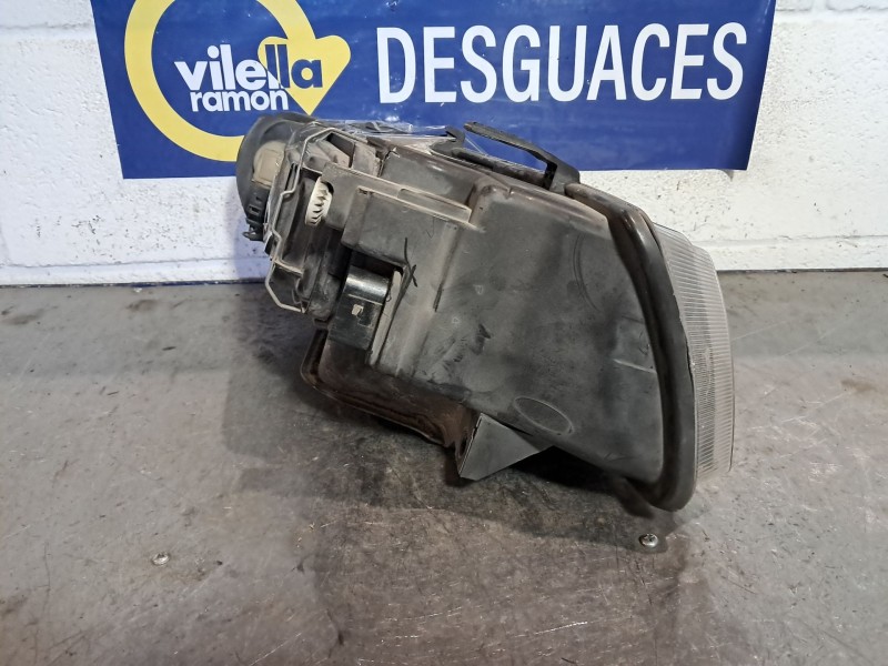 Recambio de faro izquierdo para seat leon (1m1) 1.9 tdi referencia OEM IAM   