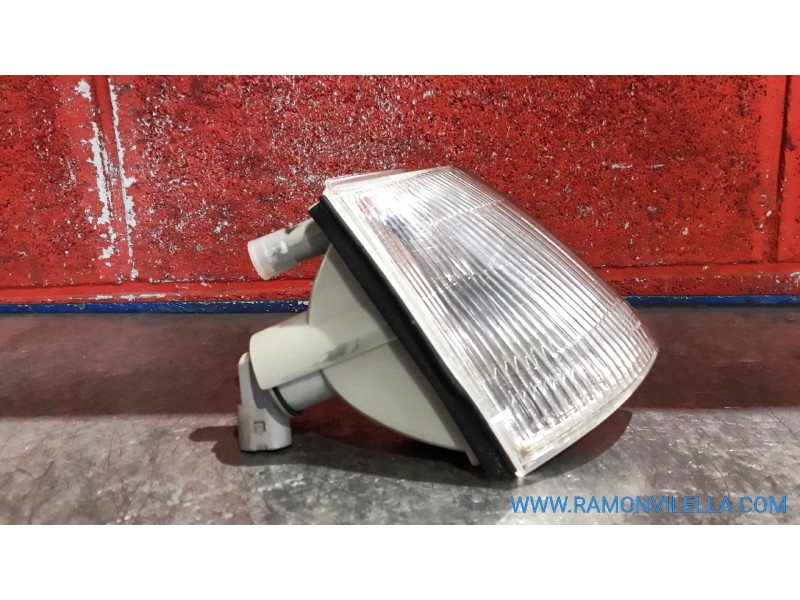 Recambio de piloto delan. derecho para renault clio 1.9d referencia OEM IAM   