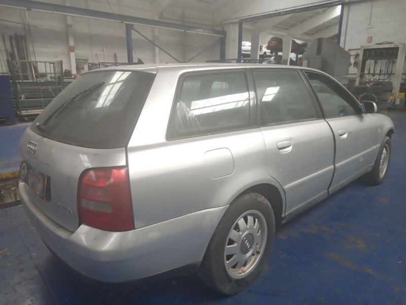 audi a4 avant (b5)  | 0.99 - 0.01 del año 2006