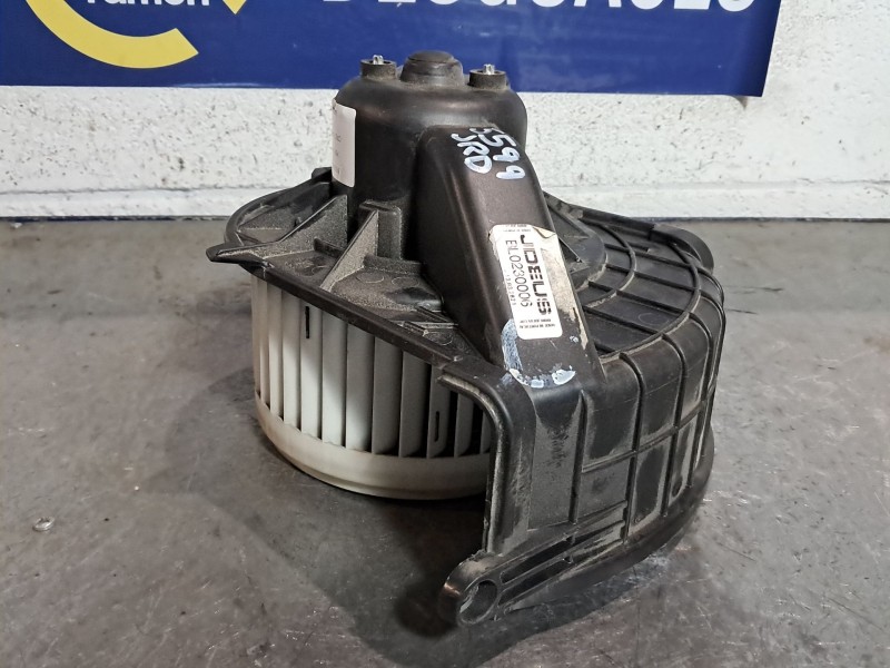 Recambio de motor calefaccion para renault kangoo furgon confort 1.5dci 85 referencia OEM IAM BL0230006  