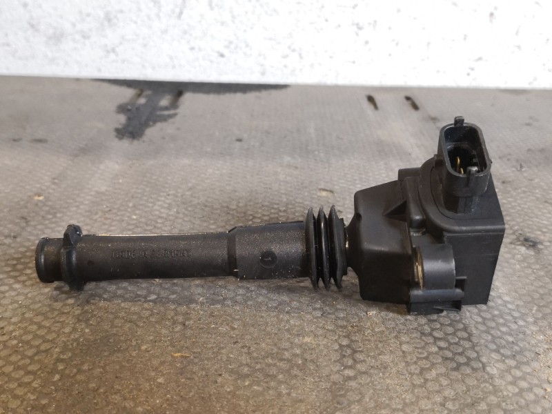 Recambio de bobina encendido para lancia lybra berlina 2.0 lx referencia OEM IAM 0221504014  