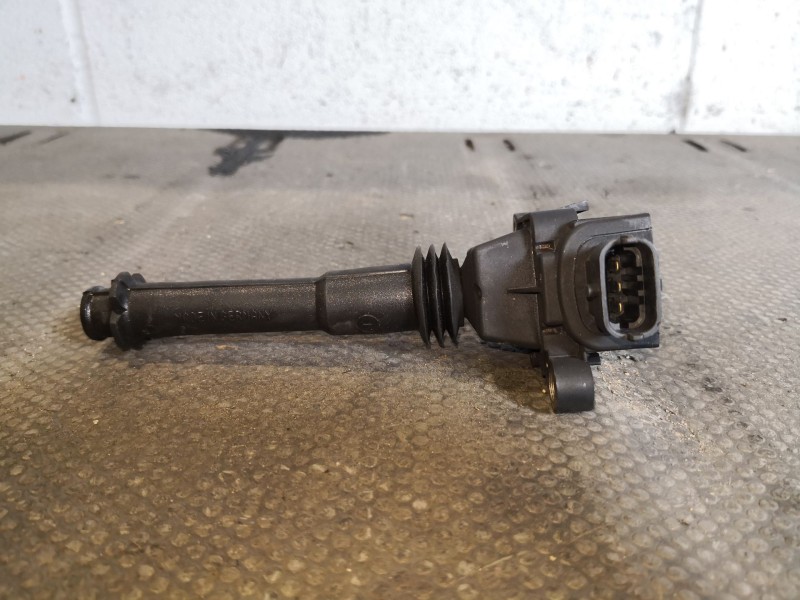 Recambio de bobina encendido para lancia lybra berlina 2.0 lx referencia OEM IAM 0221504014  