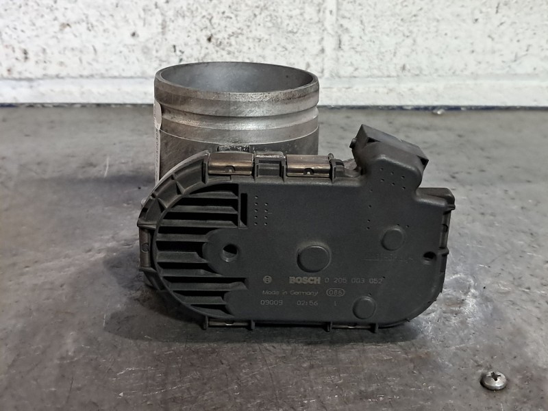 Recambio de caja mariposa para lancia lybra berlina 2.0 lx referencia OEM IAM 0205003052  