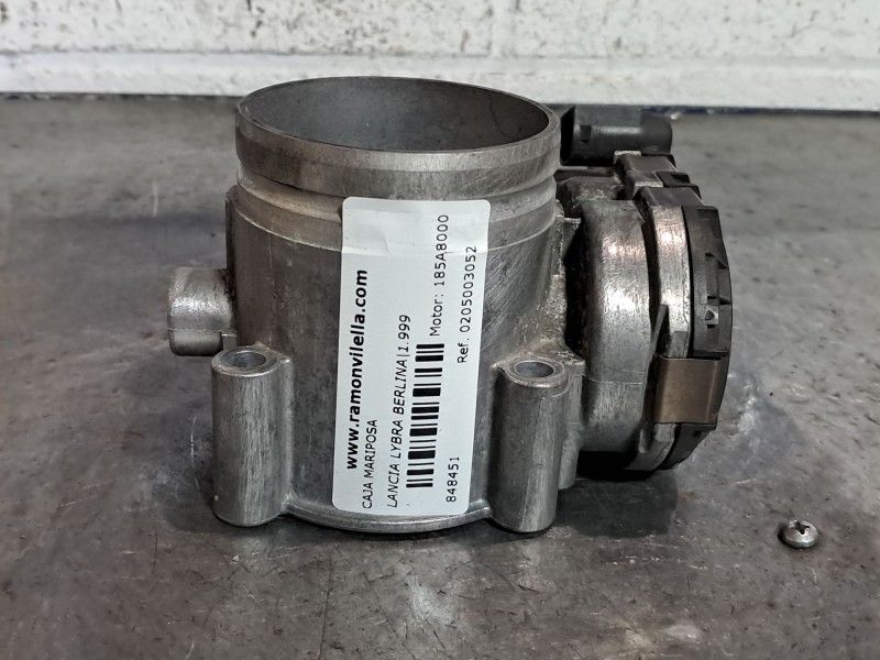 Recambio de caja mariposa para lancia lybra berlina 2.0 lx referencia OEM IAM 0205003052  