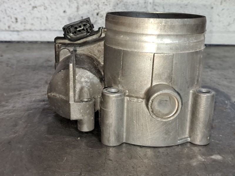 Recambio de caja mariposa para lancia lybra berlina 2.0 lx referencia OEM IAM 0205003052  