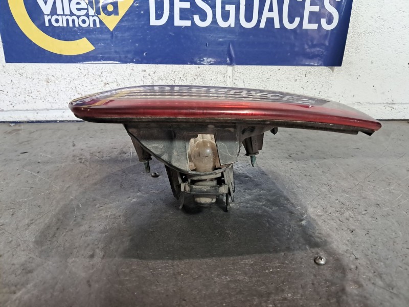 Recambio de piloto porton izquierdo para seat leon (1m1) sport referencia OEM IAM   