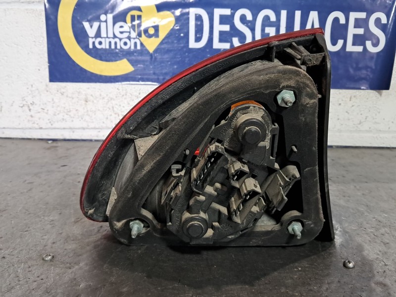 Recambio de piloto trasero derecho para seat leon (1m1) sport referencia OEM IAM   