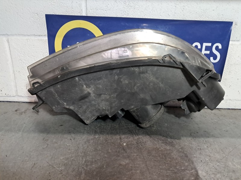 Recambio de faro izquierdo para fiat punto berlina (188) 1.2 16v cat referencia OEM IAM   