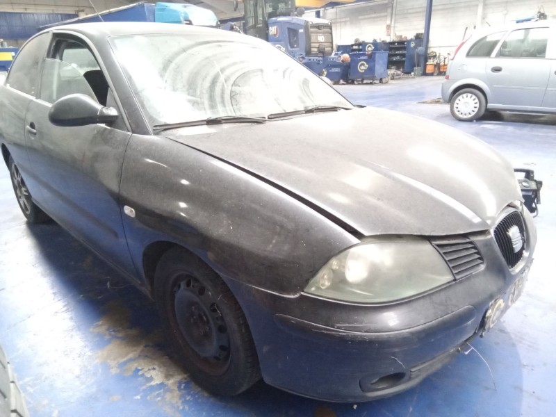 seat ibiza (6l1) del año 2003