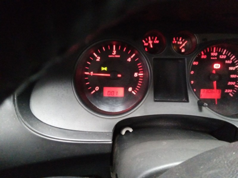 seat ibiza (6l1) del año 2003