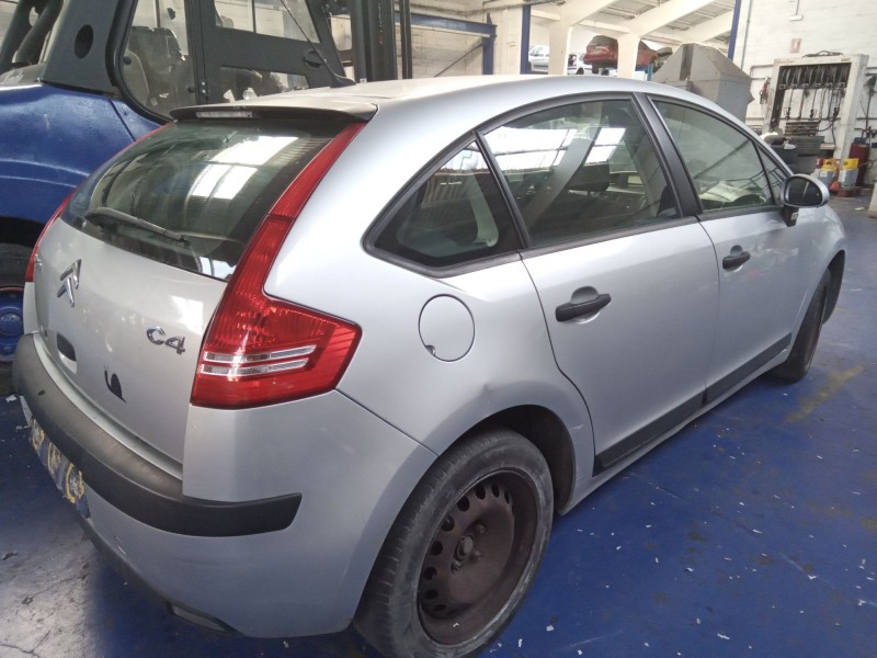 citroen c4 berlina del año 2008