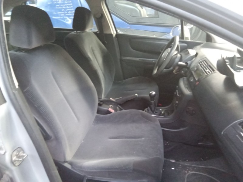 citroen c4 berlina del año 2008