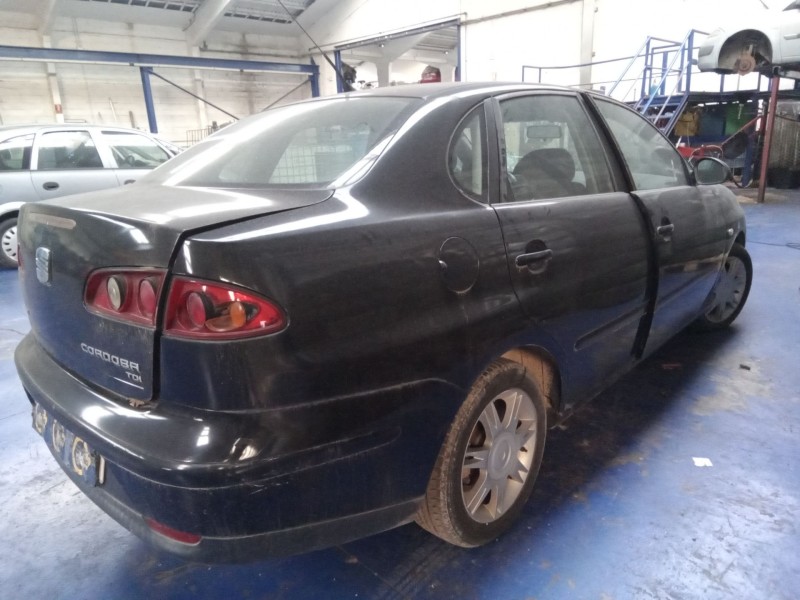 seat cordoba berlina (6l2) del año 2002