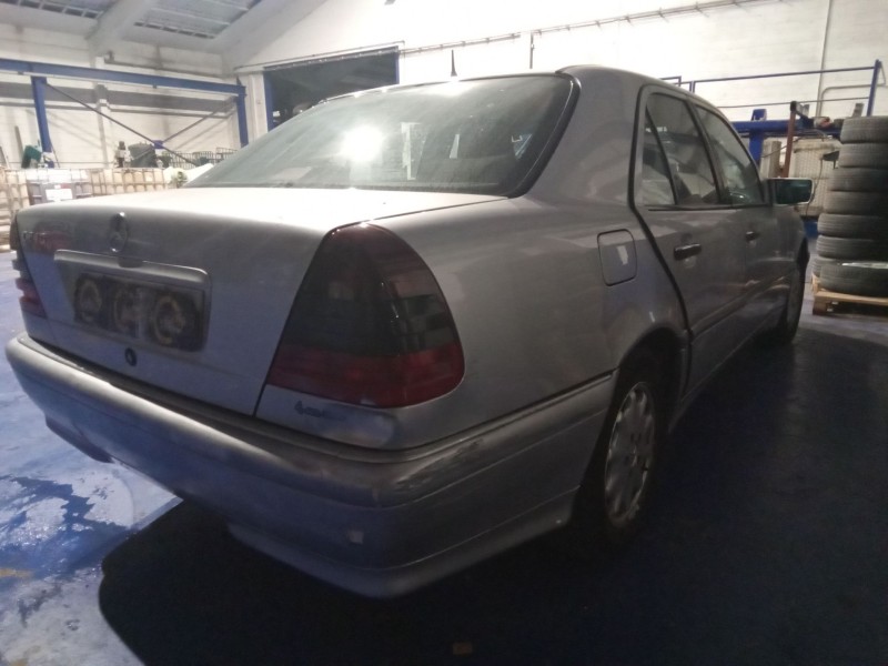 mercedes-benz clase c berlina (bm 202) del año 1998 mercedes-benz clase c berlina (bm 202) del año 1998
