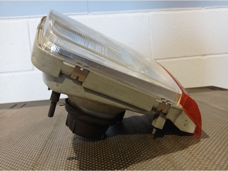 Recambio de faro derecho para seat marbella  | 0.86 - 0.98  | 0.86 - 0.98 referencia OEM IAM    Recambio de faro derecho para seat marbella  | 0.86 - 0.98  | 0.86 - 0.98 referencia OEM IAM