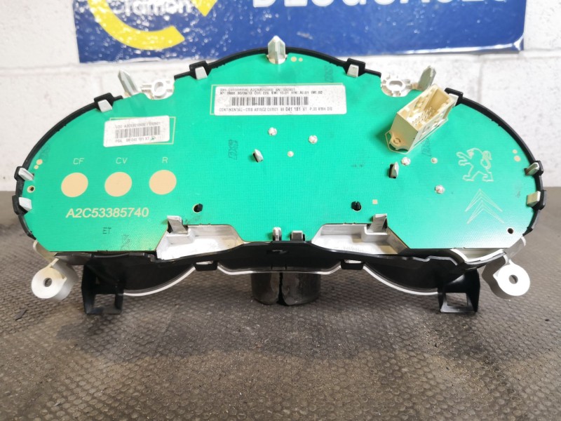 Recambio de cuadro instrumentos para citroen c3 attraction referencia OEM IAM 98041181XT  