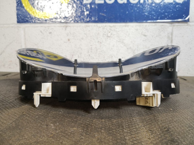 Recambio de cuadro instrumentos para citroen c3 attraction referencia OEM IAM 98041181XT  