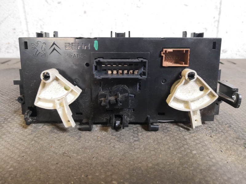 Recambio de mando calefaccion aire acondicionado para citroen c3 attraction referencia OEM IAM Z8510001  