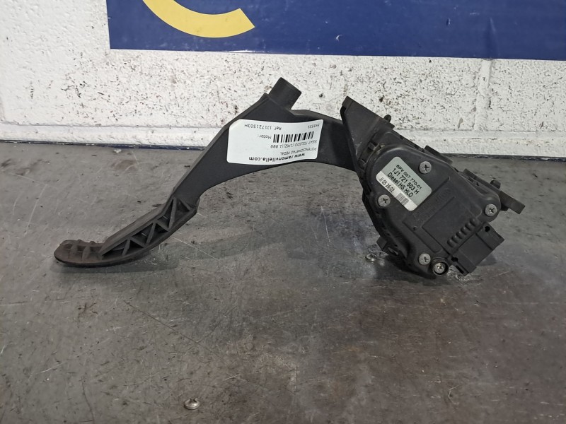Recambio de potenciometro pedal para seat toledo (1m2) 1.9 tdi referencia OEM IAM 1J1721503H 6PV00777001 