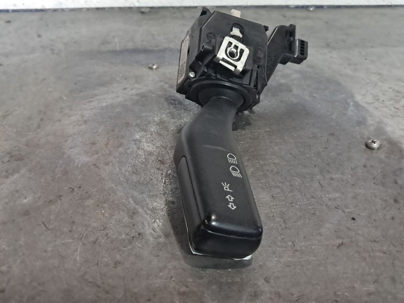 Recambio de mando intermitentes para seat leon (1p1)  | 0.05 - ...  | 0.05 - ... referencia OEM IAM   