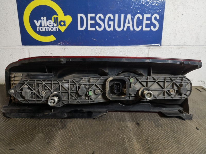 Recambio de piloto trasero izquierdo para fiat ducato referencia OEM IAM 01366454080  