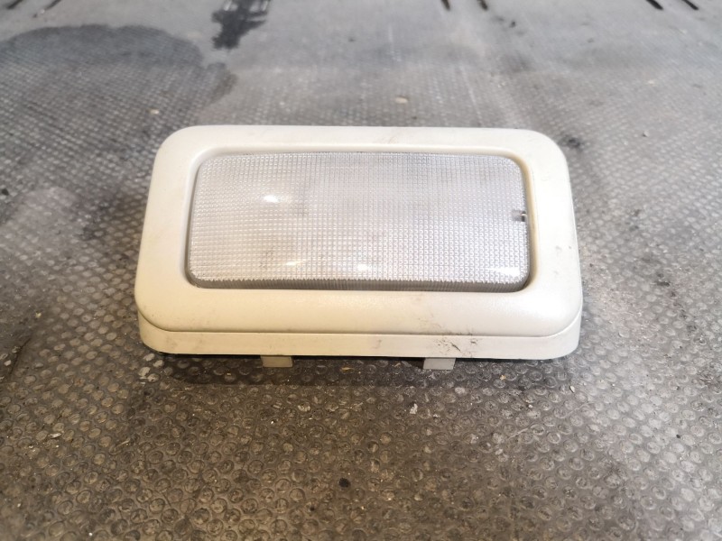 Recambio de luz interior para fiat ducato referencia OEM IAM 735244962  