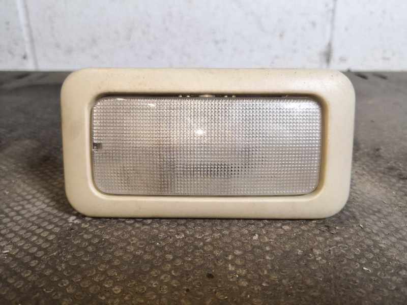 Recambio de luz interior para fiat ducato referencia OEM IAM 735244962  