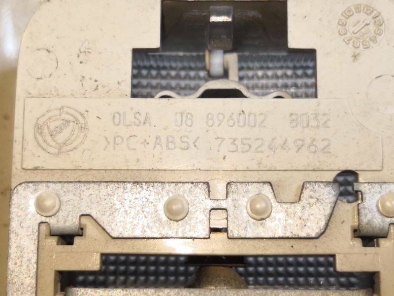 Recambio de luz interior para fiat ducato referencia OEM IAM 735244962  