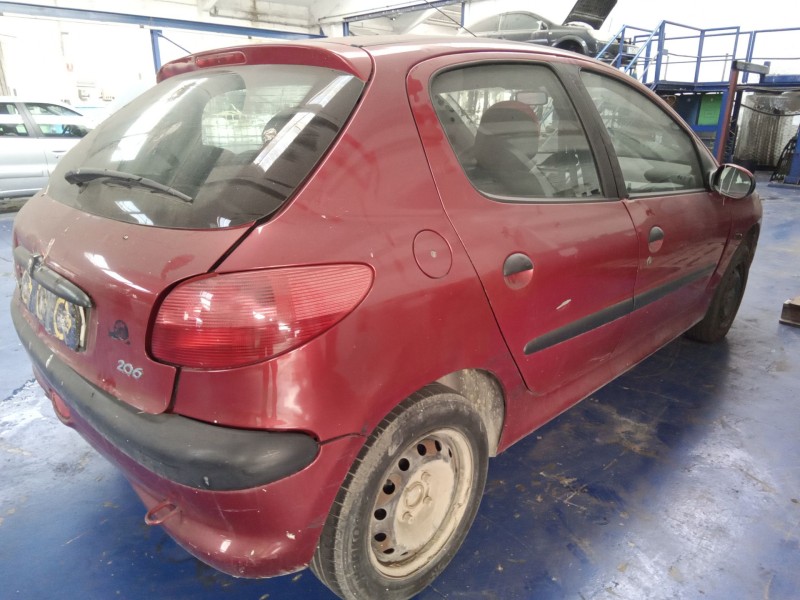 peugeot 206 berlina 1.9 diesel | 0.98 - ... del año 2001
